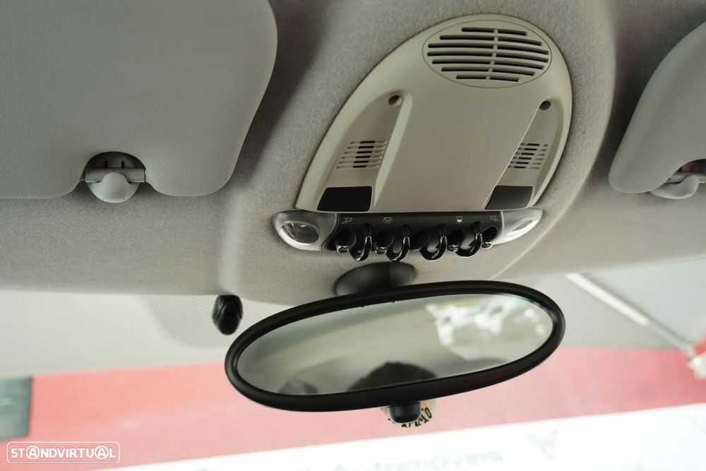 MINI 3 Portas Cooper D - 15