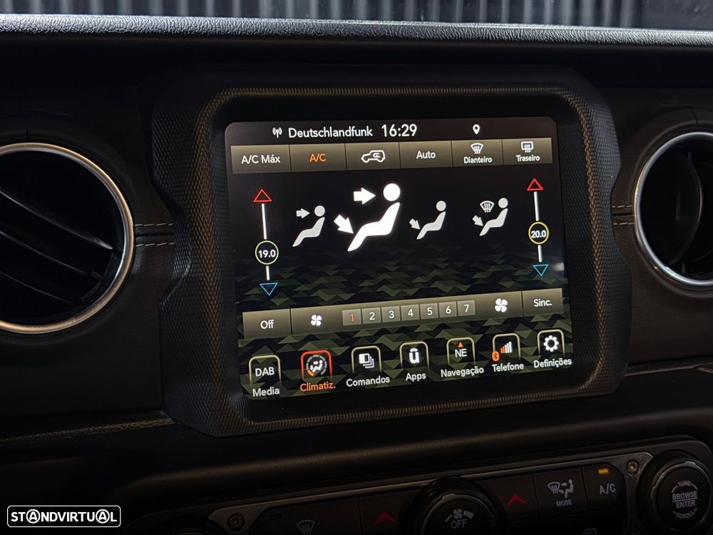 Jeep Wrangler Unlimited 2.0 TG 4xe Sahara - 23