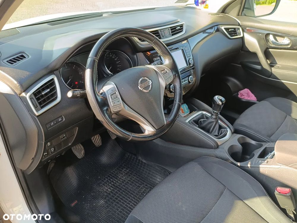 Nissan Qashqai - 10