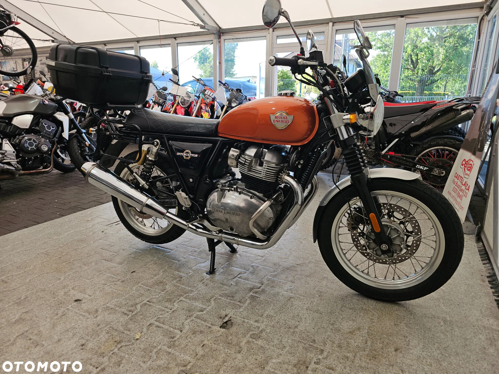 Royal Enfield Continental - 11