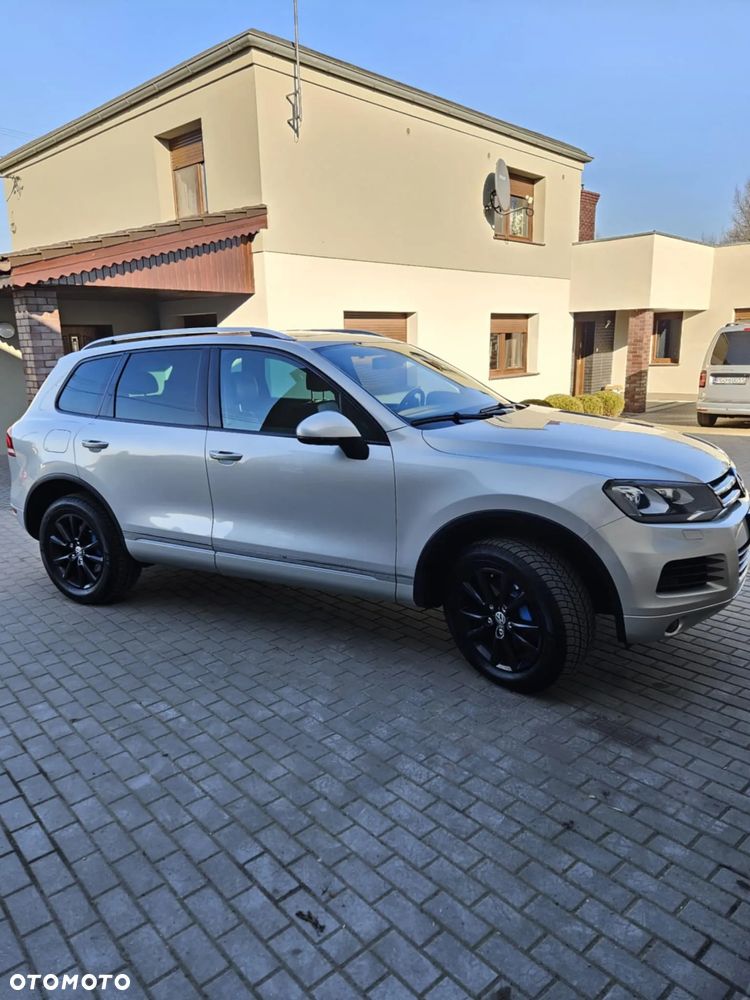 Volkswagen Touareg 3.0 V6 TDI BMT - 3
