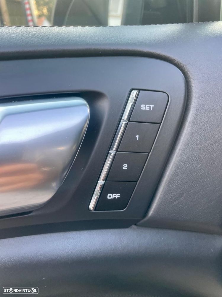 Porsche Cayenne Tiptronic - 14