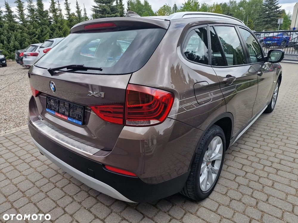 BMW X1 xDrive18d Sport Line - 9