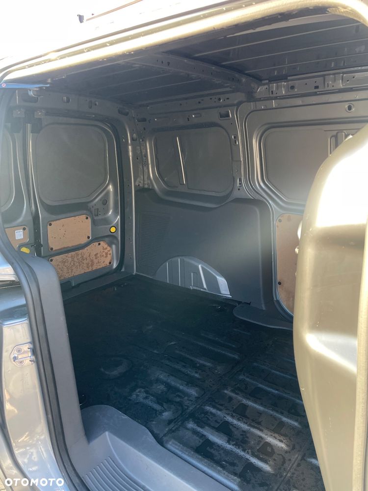 Ford Connect - 16