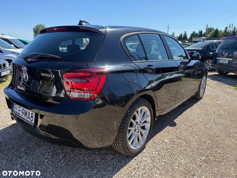 BMW Seria 1 120d Sport Line - 3
