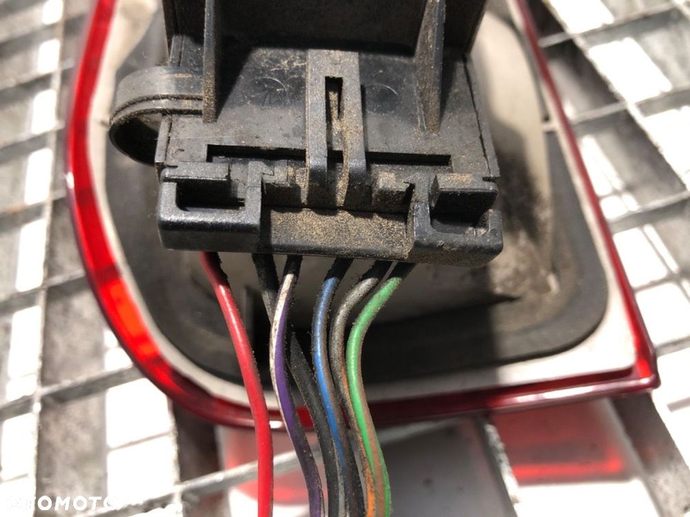 LAMPA LEWY TYŁ - 68.00 PLN - FORD TRANSIT Autobus (FD_ _, FB_ _, FS_ _, FZ_ _, FC_ _) 2006 - 2014 - 4