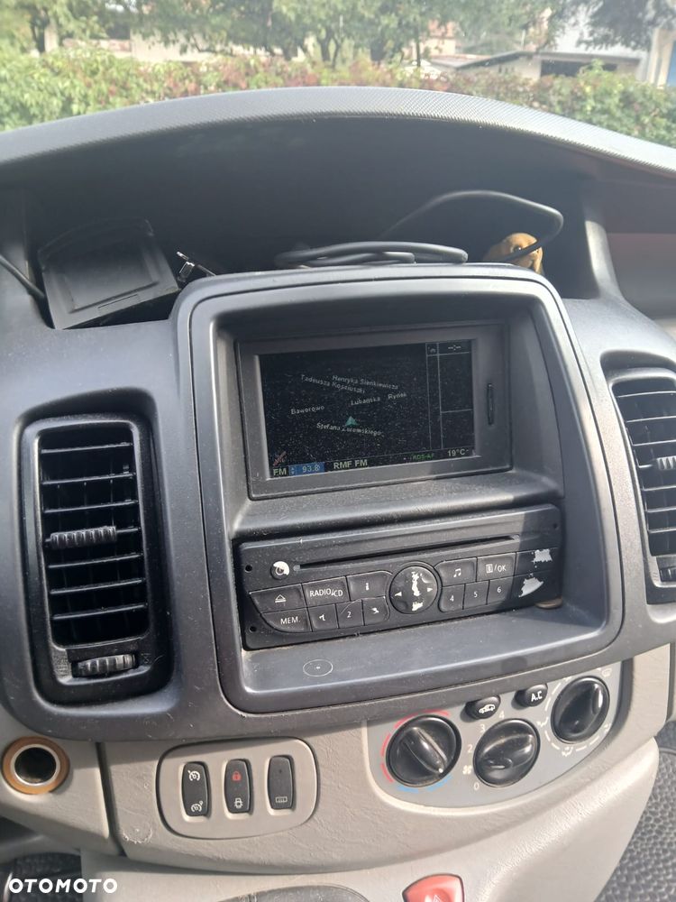 Opel Vivaro - 9