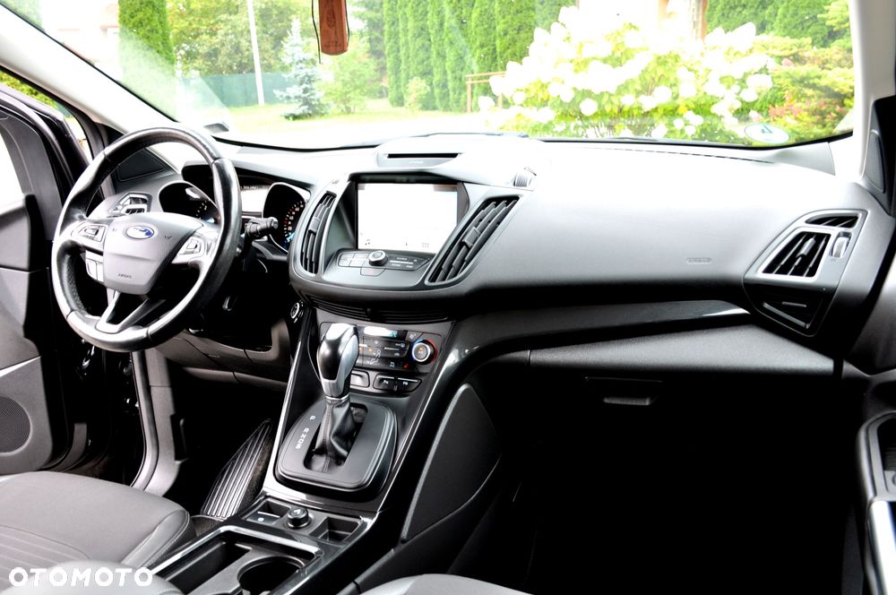 Ford Kuga 2.0 TDCi 4WD Titanium - 24