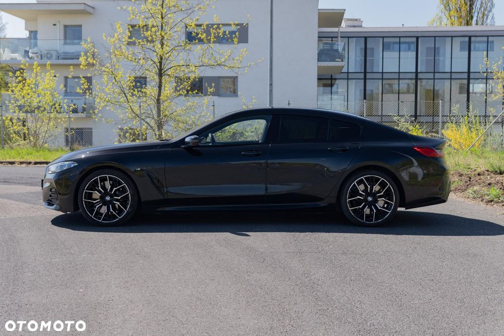 BMW Seria 8 840d xDrive mHEV - 8