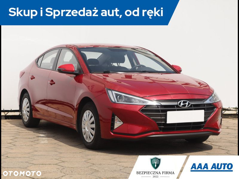 Hyundai Elantra - 2