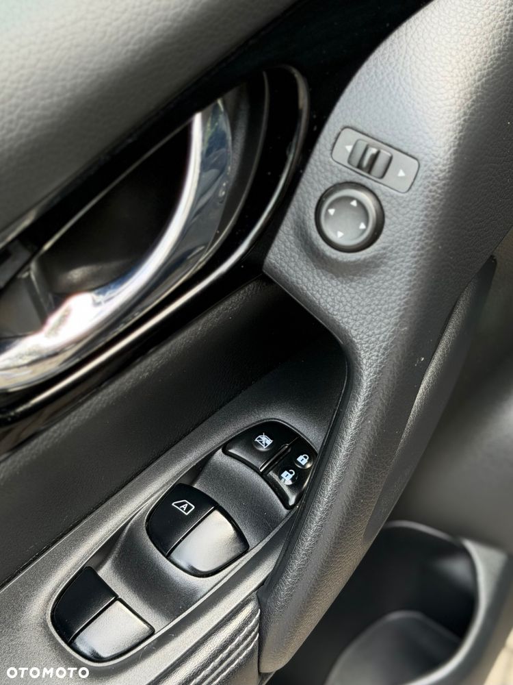 Nissan Qashqai - 18