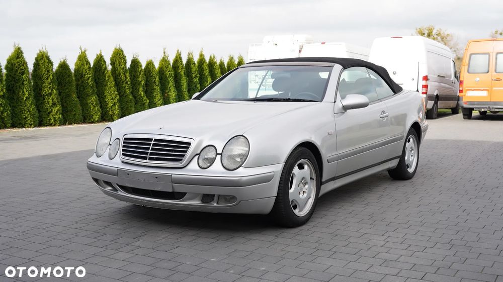 Mercedes-Benz CLK - 1