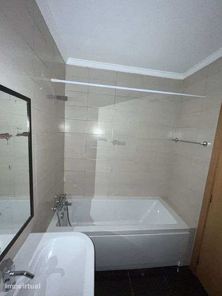 Arrenda T2 centro Cantanhede - Grande imagem: 3/11