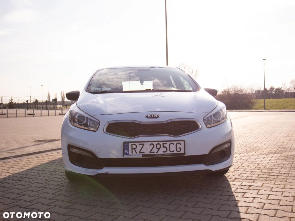 Kia Ceed 1.6 CRDi M - 8