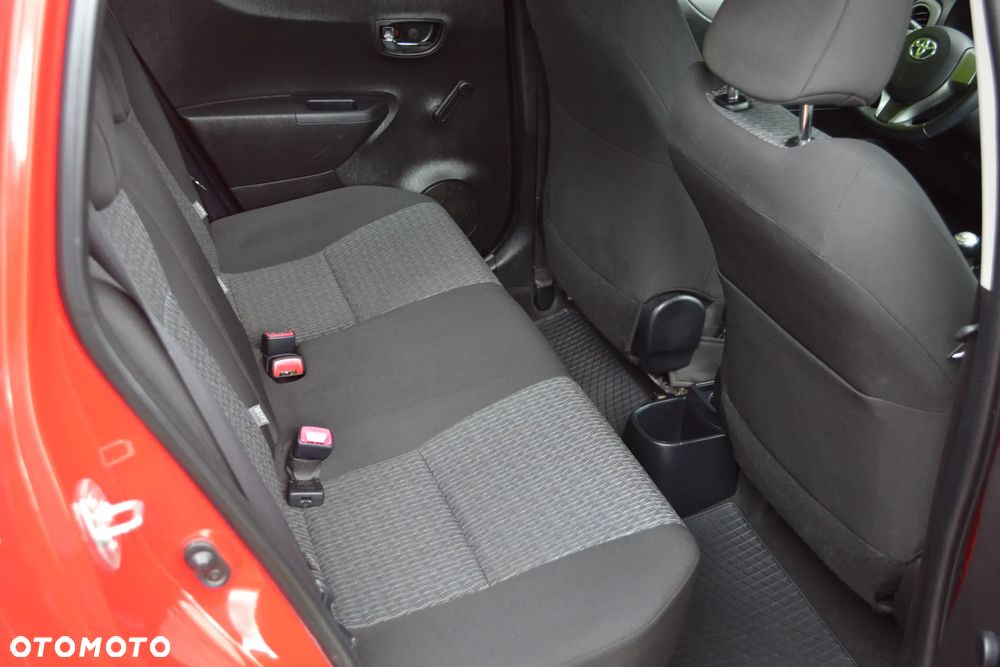 Toyota Yaris - 15