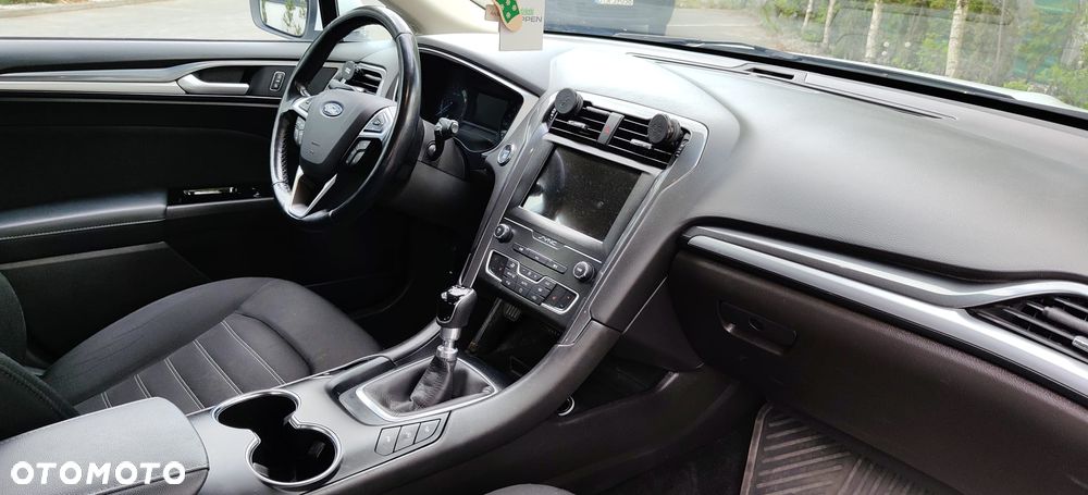 Ford Mondeo - 9