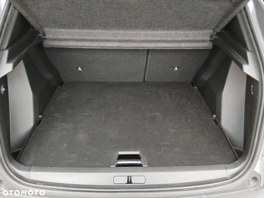 Peugeot 2008 1.2 PureTech Allure S&S EAT8 - 6