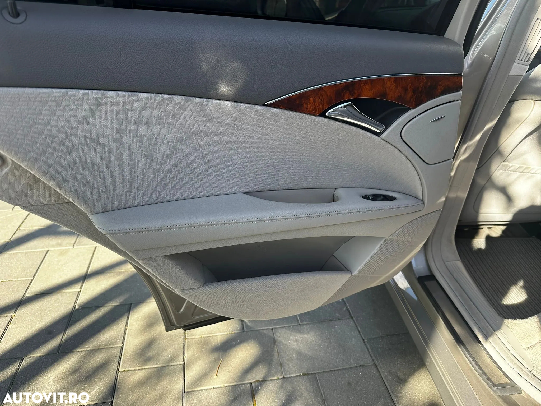 Mercedes-Benz E 200 T Kompressor Automatik Elegance - 18