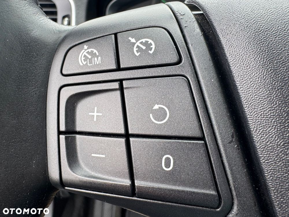 Volvo V60 D4 Drive-E Kinetic - 22