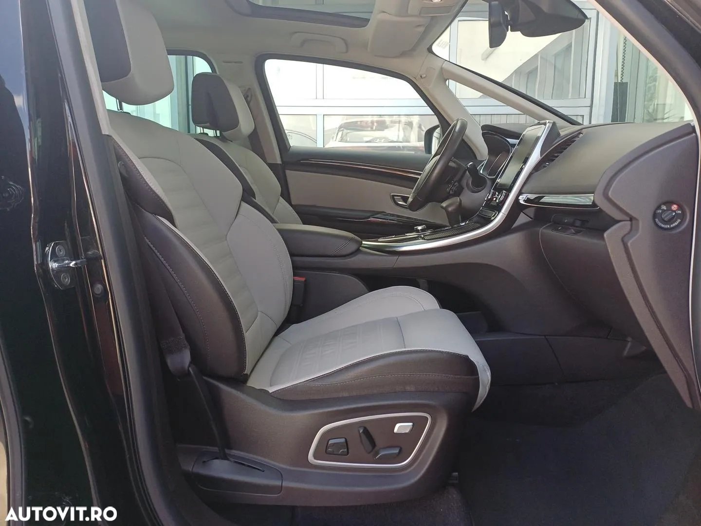 Renault Espace BLUE dCi 200 EDC BUSINESS EDITION - 24
