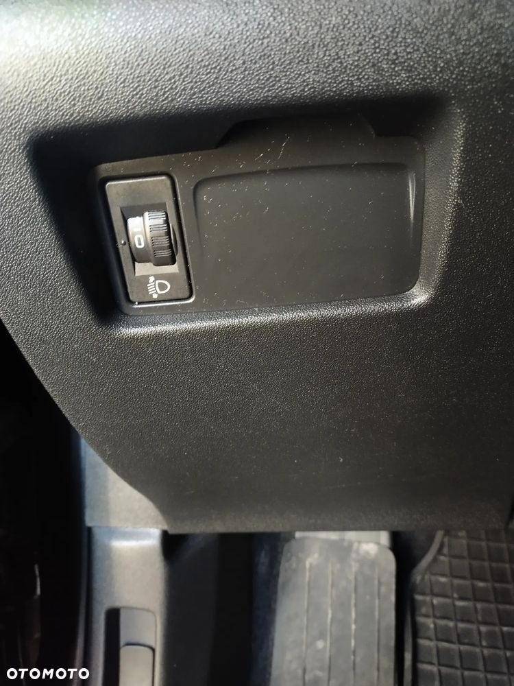 Citroën C4 PureTech 130 Stop & Start EAT6 Selection - 10