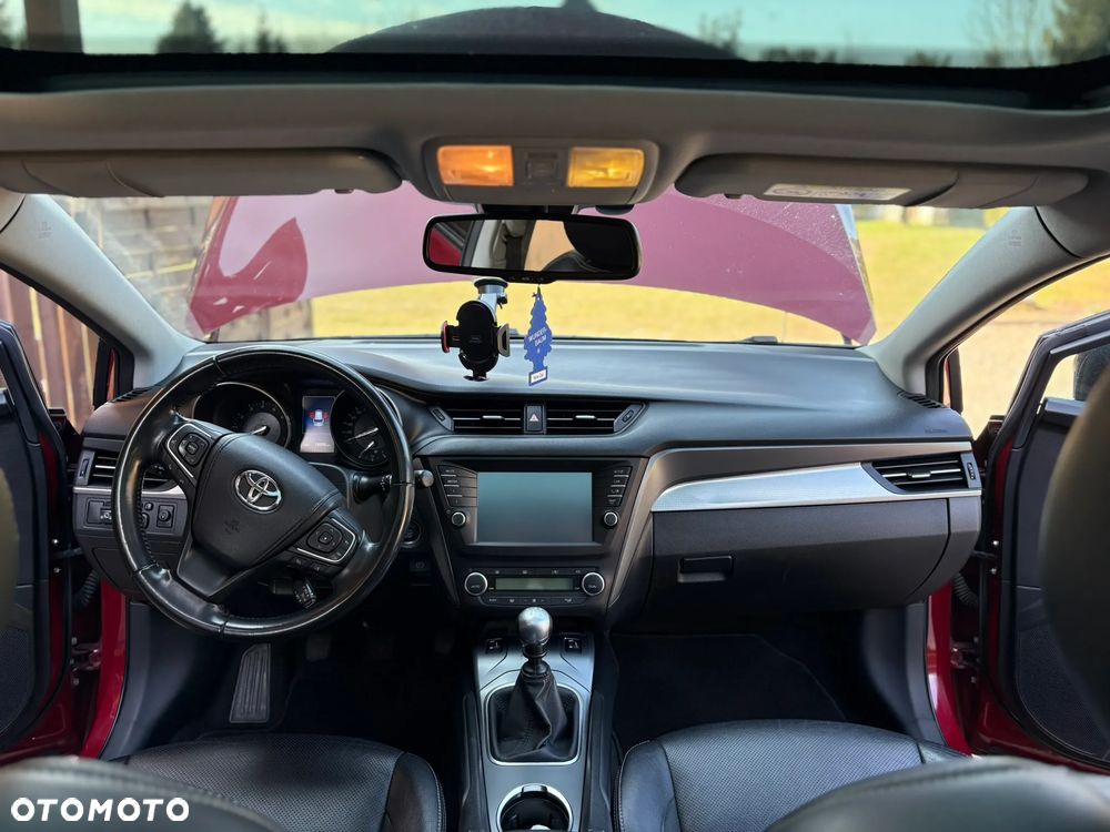 Toyota Avensis 1.8 Selection - 12
