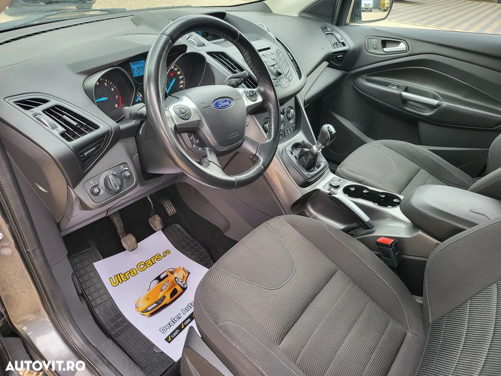 Ford Kuga 1.5 EcoBoost 2x4 Cool & Connect - 14