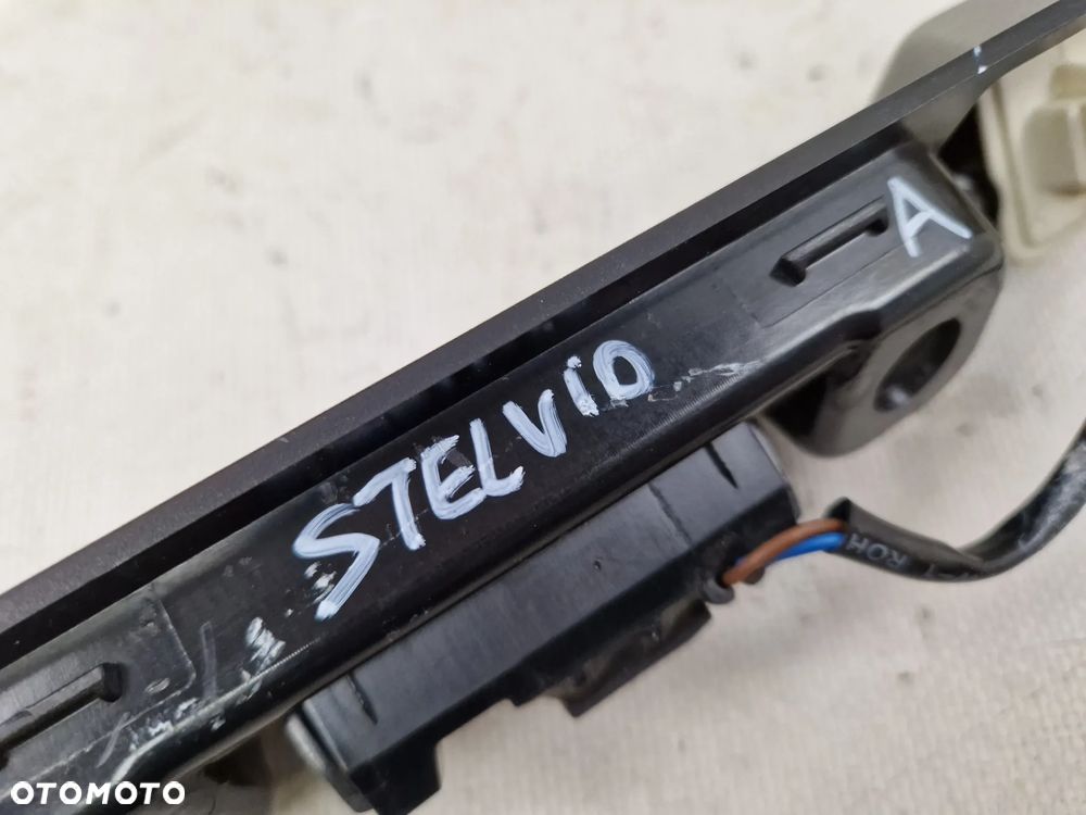 Kamera cofania Alfa Romeo Stelvio - 4