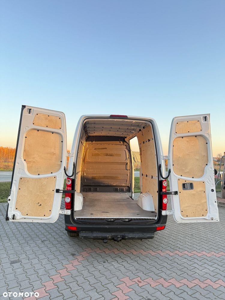 Volkswagen Crafter - 12