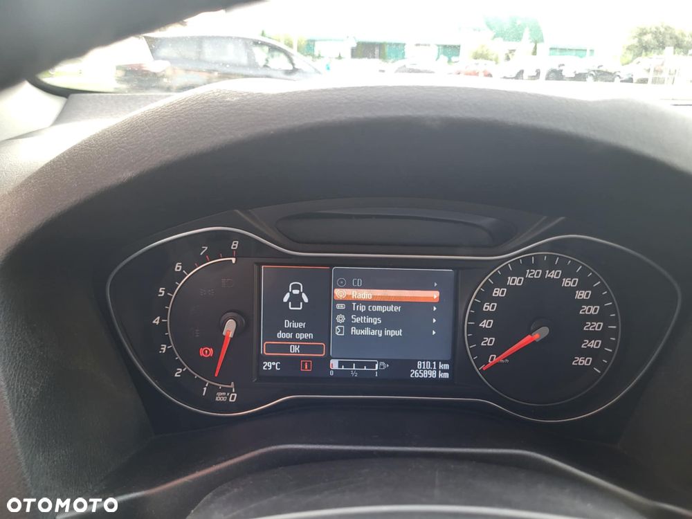 Ford Mondeo SW 2.0 FF Titanium - 11