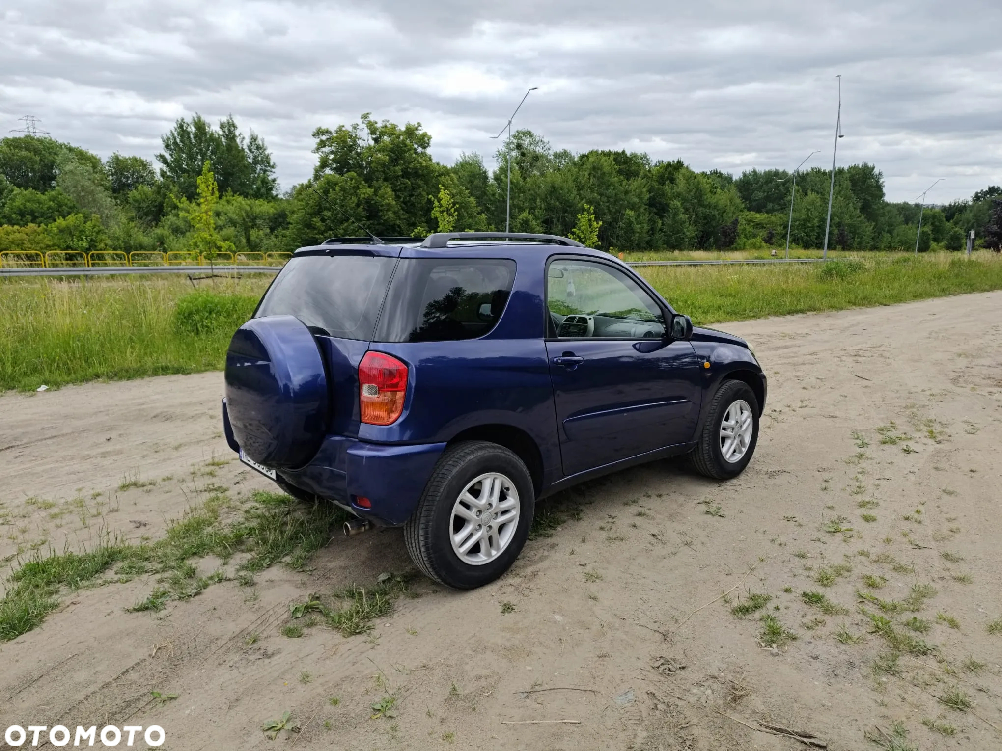 Toyota RAV4 1.8 VVT-i 4x2 - 5