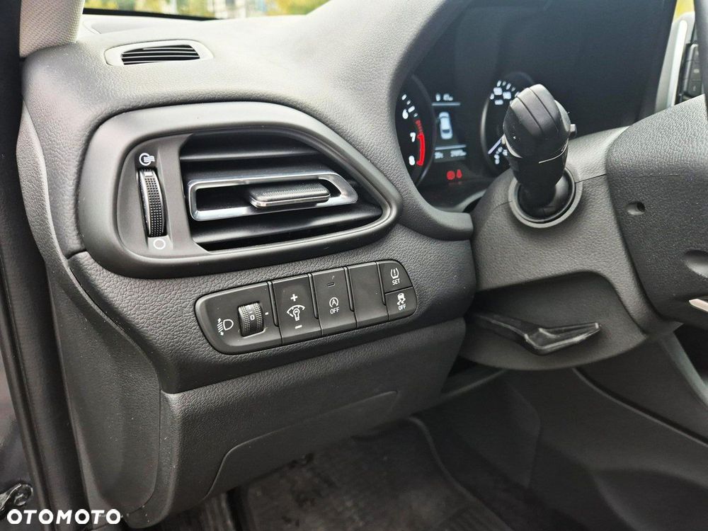 Hyundai i30 1.0 T-GDI Smart - 13