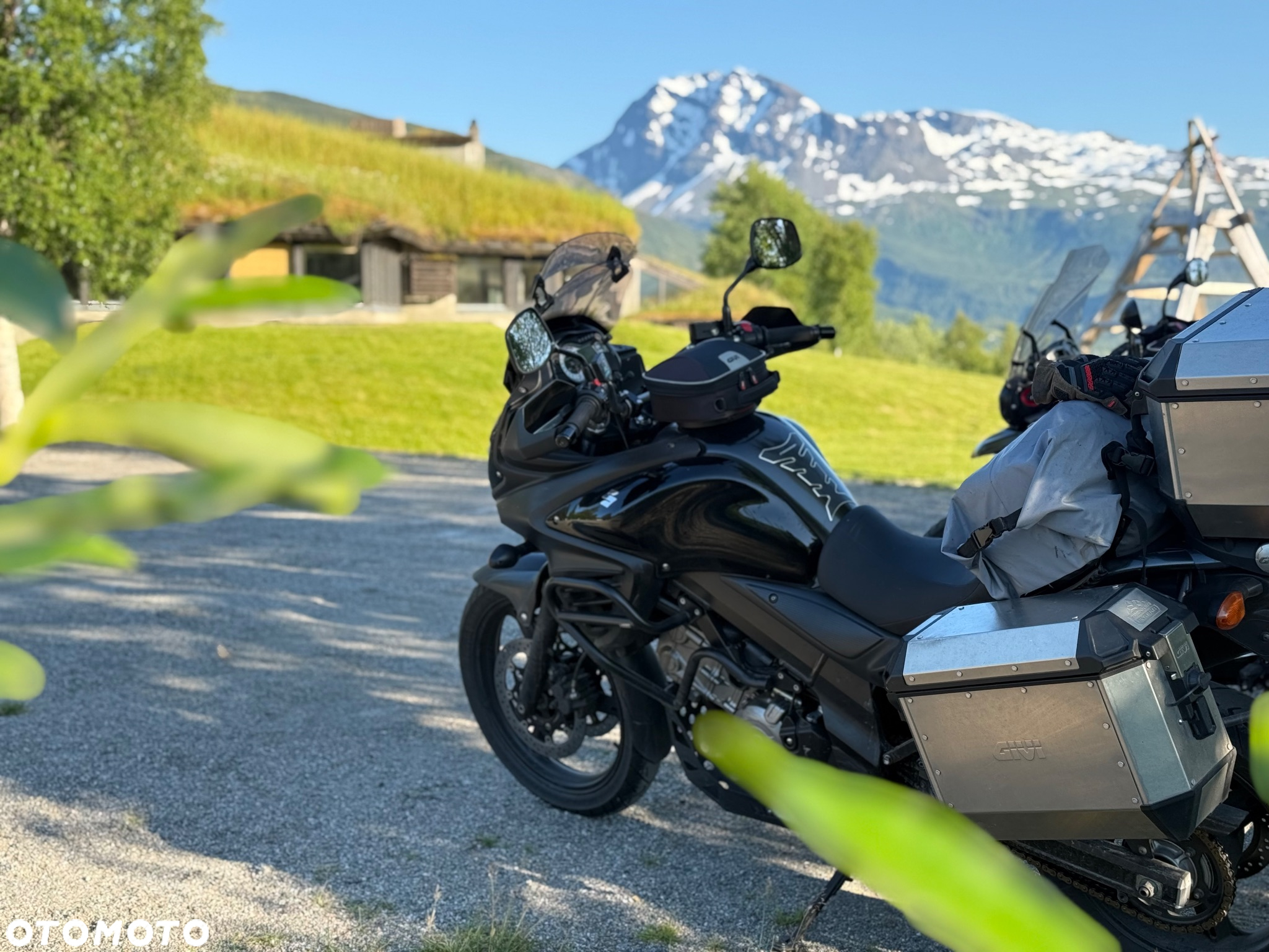 Suzuki V-STROM - 12