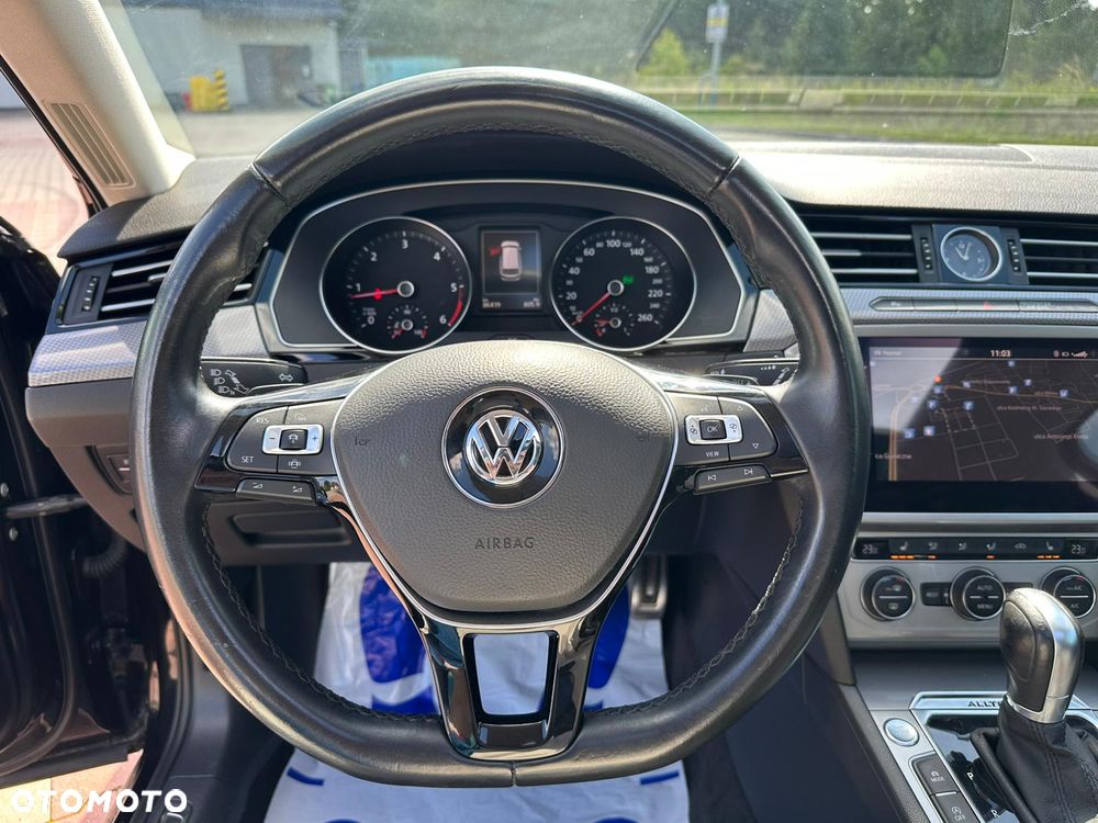 Volkswagen Passat Alltrack 2.0 TDI SCR DSG 4Motion - 16