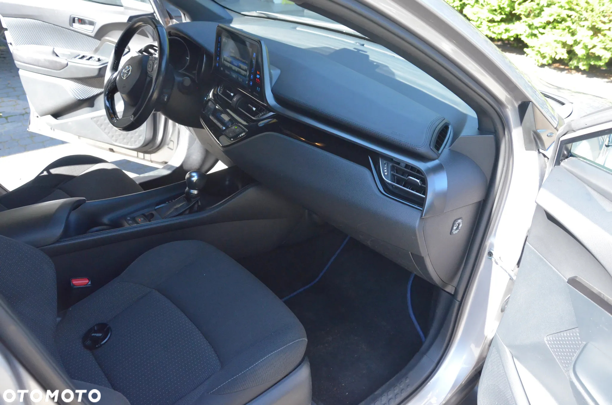 Toyota C-HR - 32