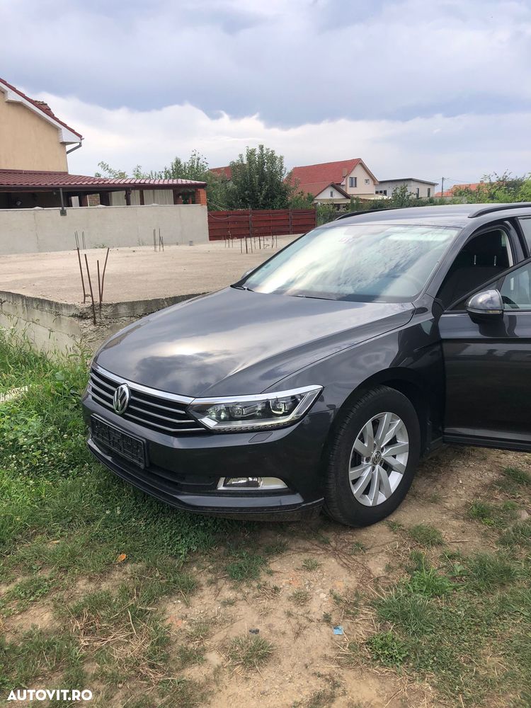Volkswagen Passat 2.0 TDI Comfortline - 4