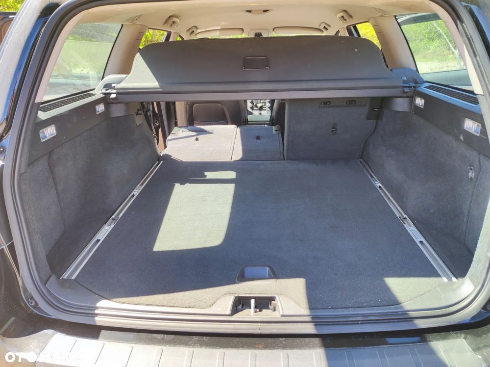 Volvo V70 2.0D Momentum - 20