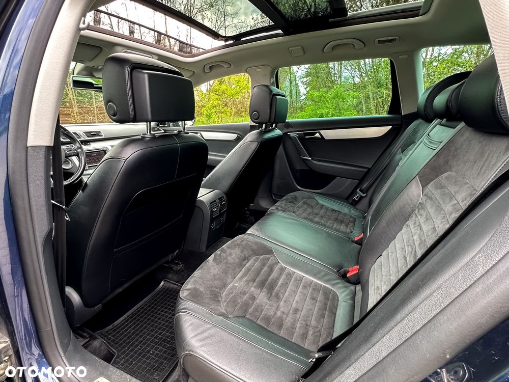 Volkswagen Passat 2.0 TDI Highline DSG - 28