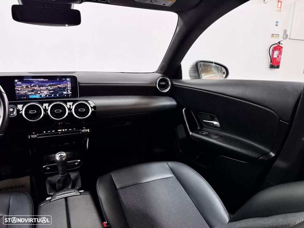 Mercedes-Benz CLA 180 d Shooting Brake Progressive - 25