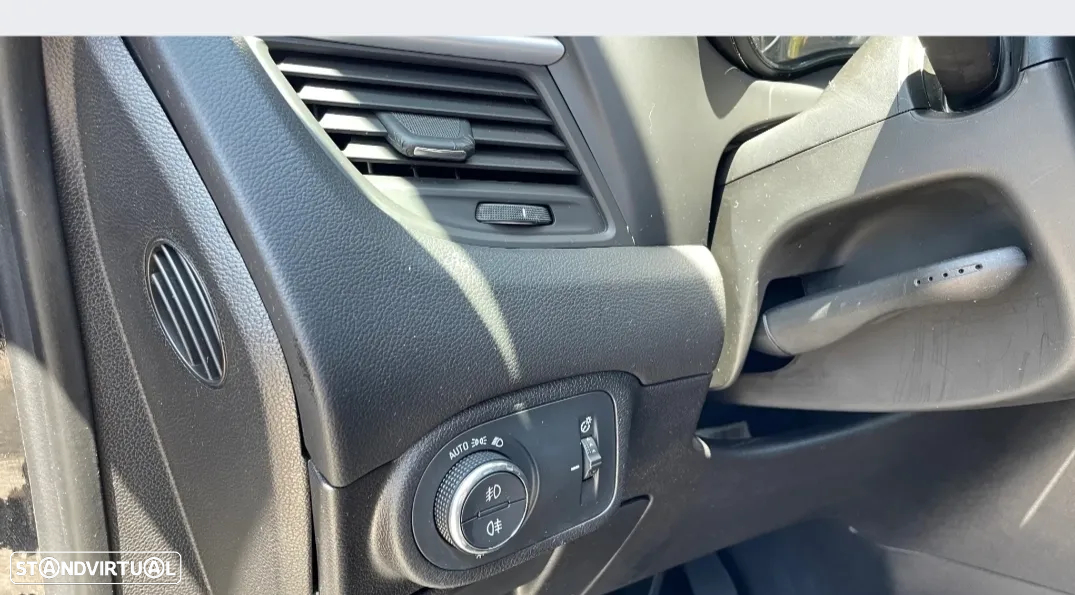 Opel Zafira 1.6 CDTi 120 Anos S/S - 10