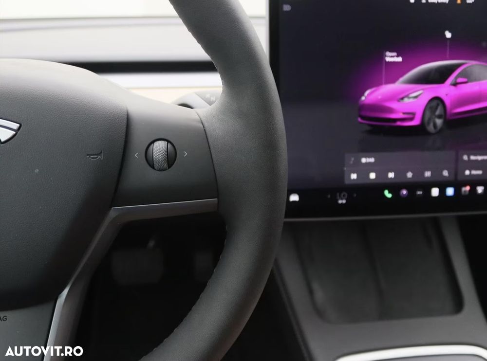 Tesla Model 3 RWD - 21