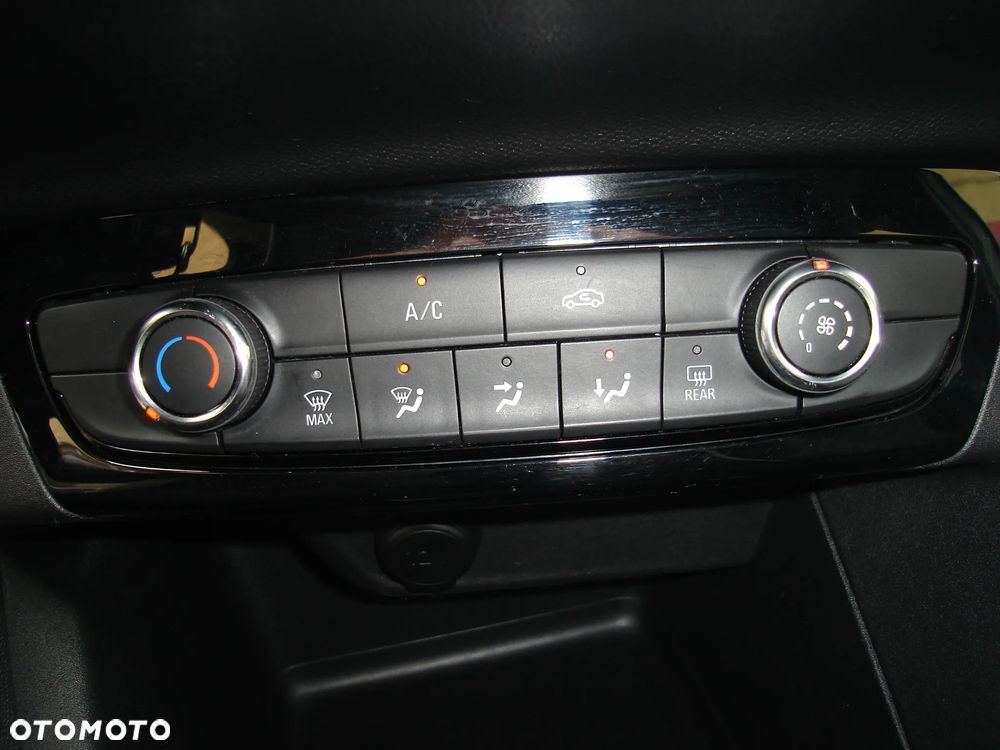 Opel Corsa 1.2 Edition S&S - 11