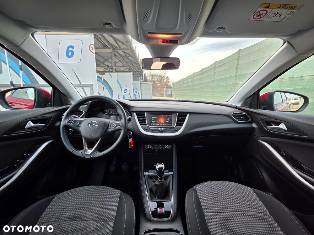 Opel Grandland X - 11