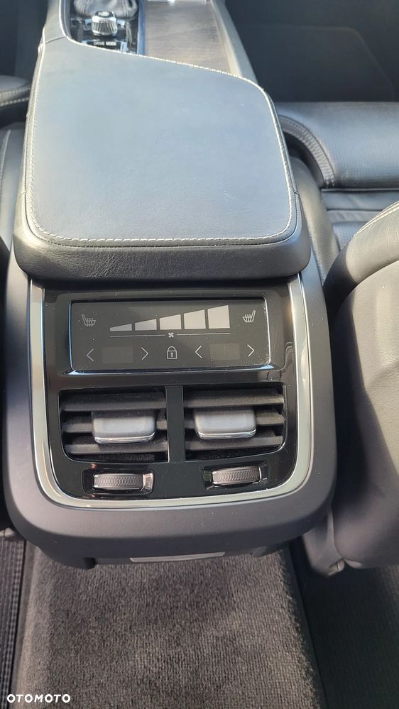 Volvo V90 Cross Country D5 SCR AWD Pro - 40