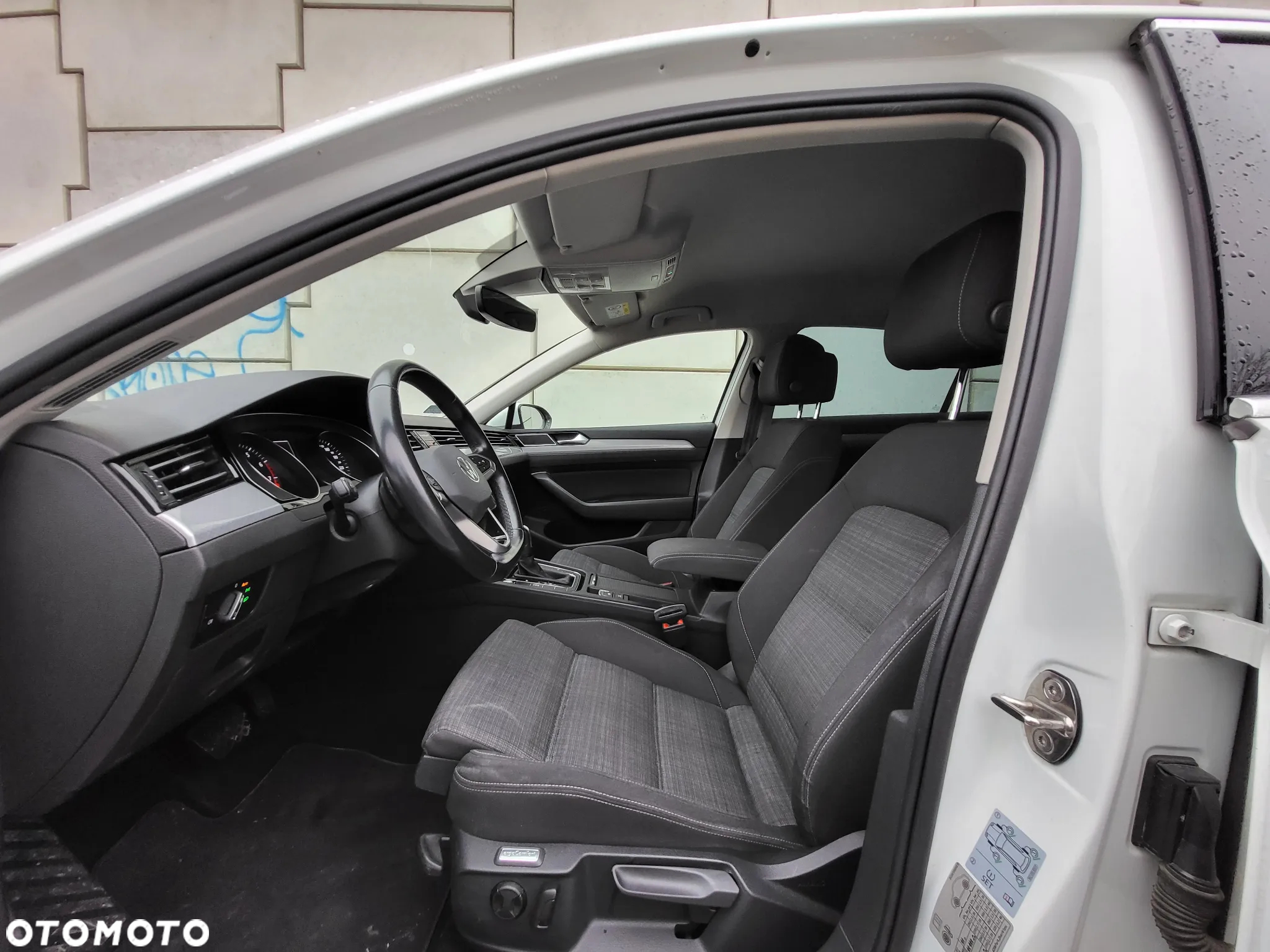 Volkswagen Passat - 7