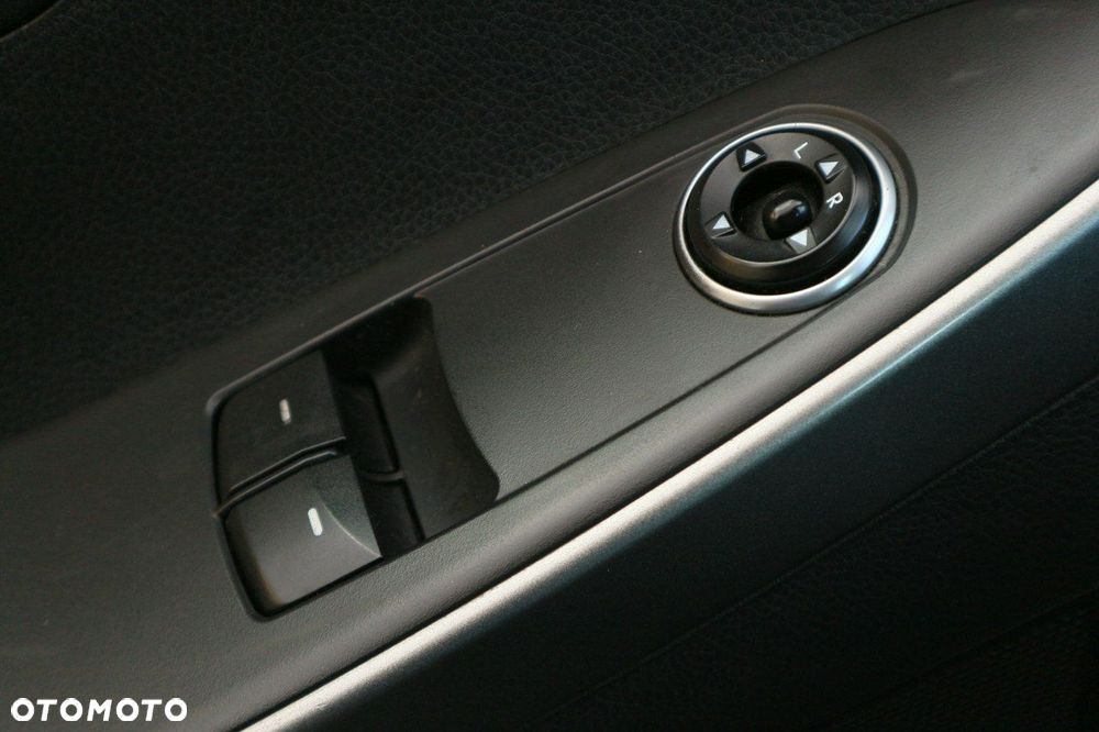 Hyundai i30 1.4 Fifa World Cup Edition - 23