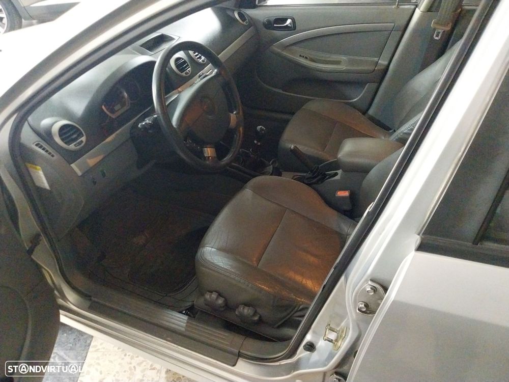 Daewoo Lacetti 1.6 16V CDX - 4