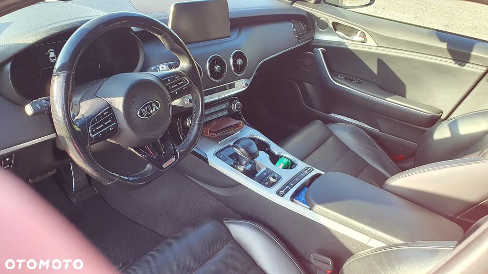 Kia Stinger 3.3 T-GDI V6 GT AWD - 10