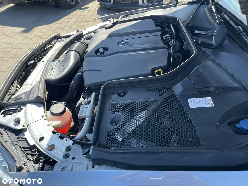 Mercedes-Benz Klasa C 220 d 4Matic 9G-TRONIC AMG Line - 18