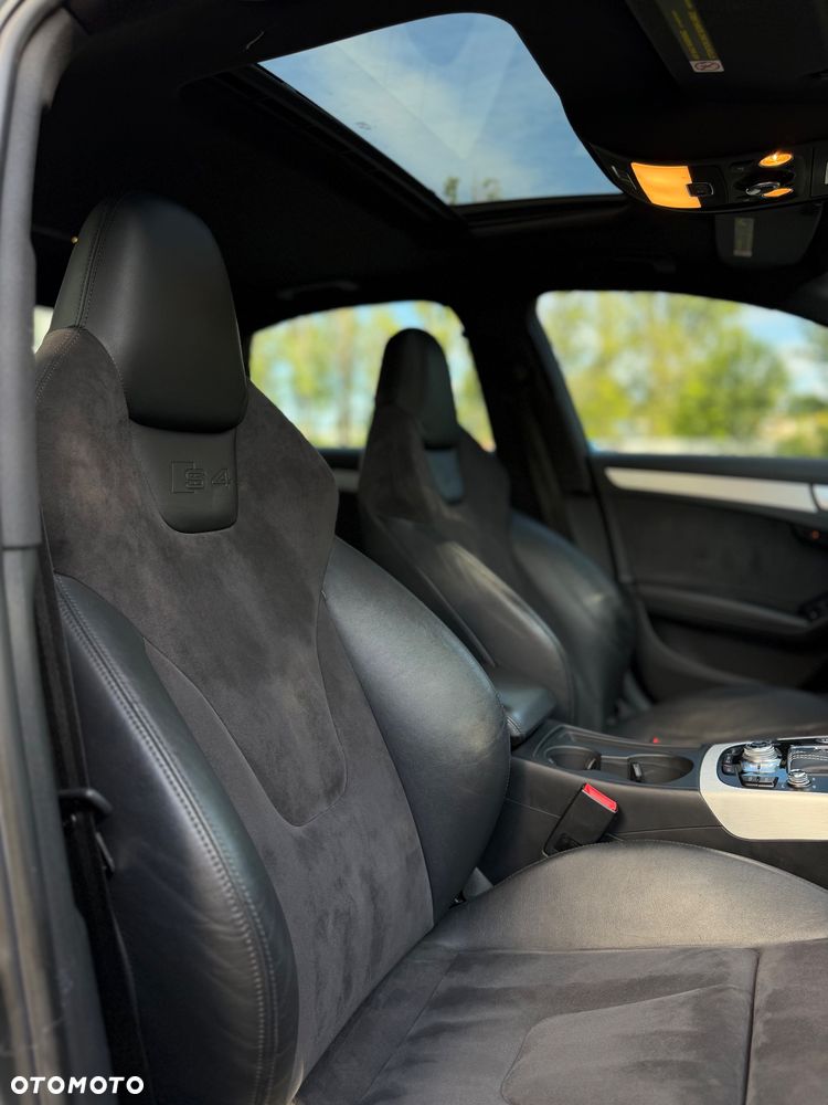 Audi S4 Limousine - 33